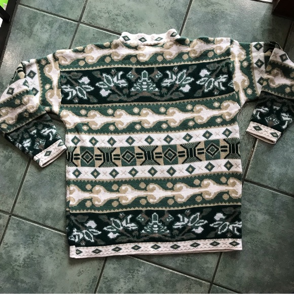 VTG 80s Retro Abstract Leaf Print Patterned Sweater - Picture 8 of 8